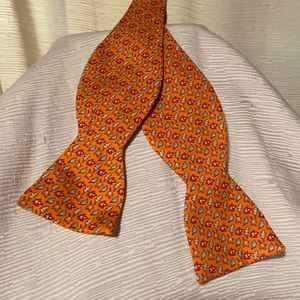 Vineyard Vines Fall Leaves BowTie